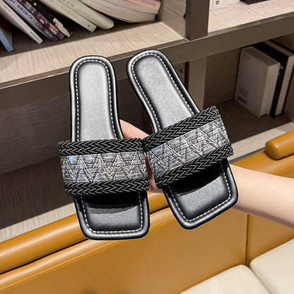 Chic Orthopedic Sandals with Unique Design