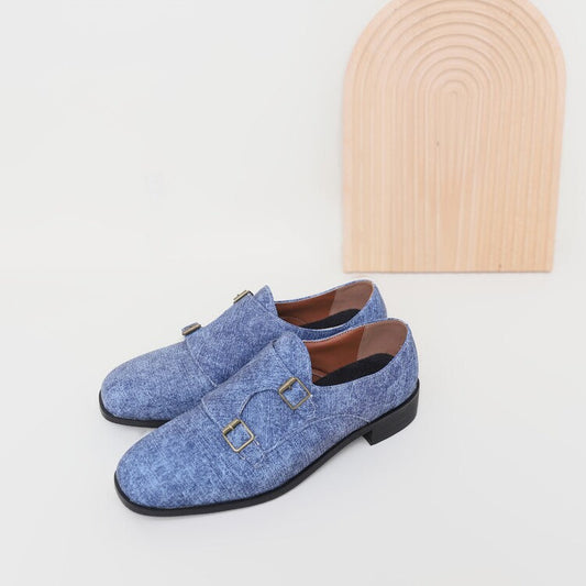 Chic Orthopedic Shoes with Unique Design