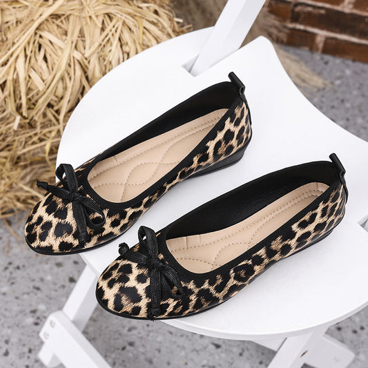 Chic Orthopedic Shoes with Unique Design