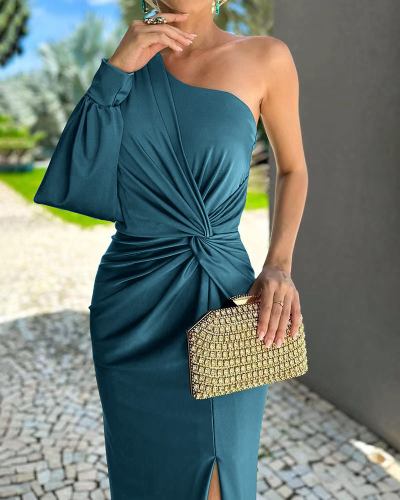 Pfauenblau