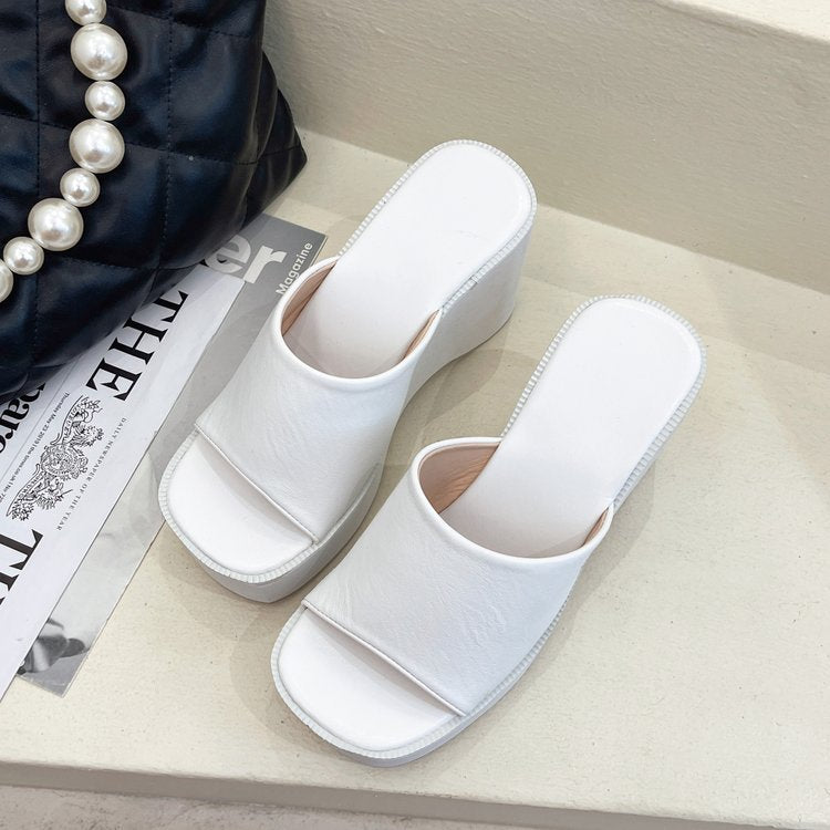 Beautifully Crafted Orthopedic Sandals