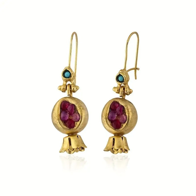 Stunning Gold Earring for Daily Wear
