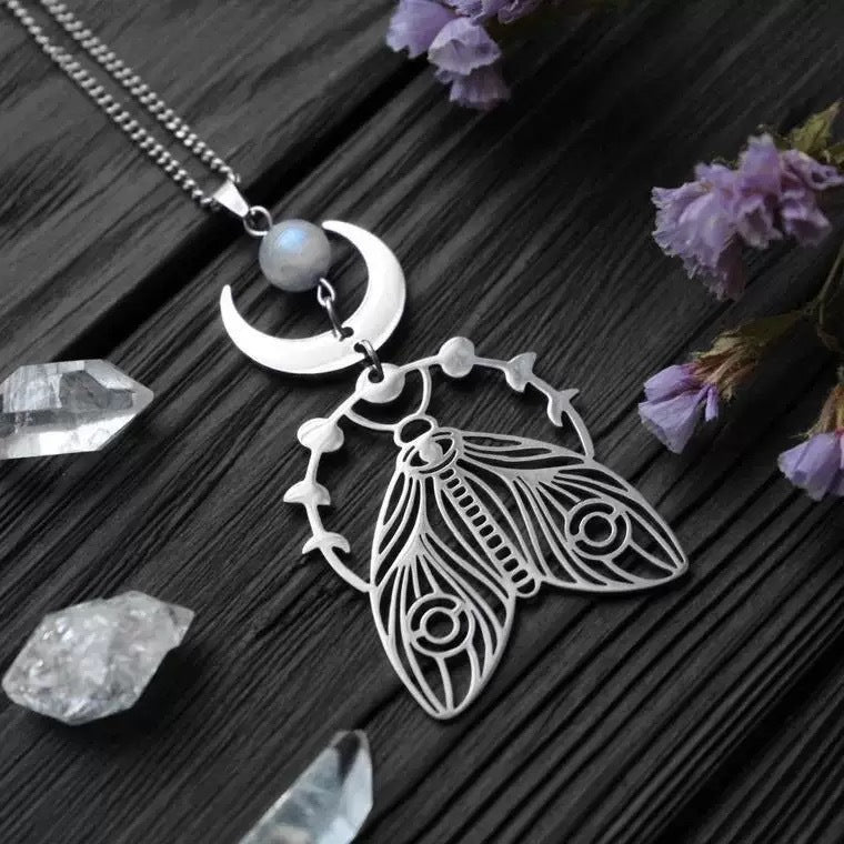 Classic Necklace with Timeless Appeal