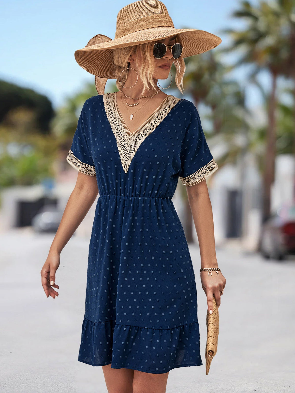 Dunkelblau