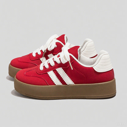 Classic Orthopedic Trainers with Timeless Style
