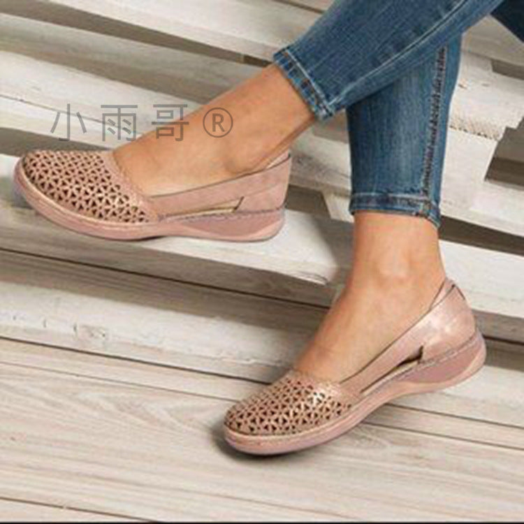 Graceful Orthopedic Sandals for Modern Look