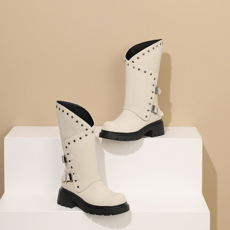 Graceful Orthopedic Boots for Modern Look