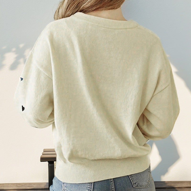Elegantly Designed Pullover