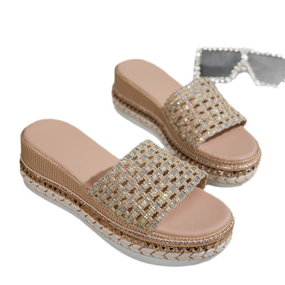 Graceful Orthopedic Sandals for Modern Look