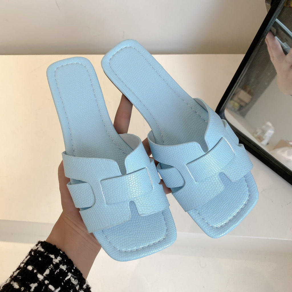 Graceful Orthopedic Sandals for Modern Look