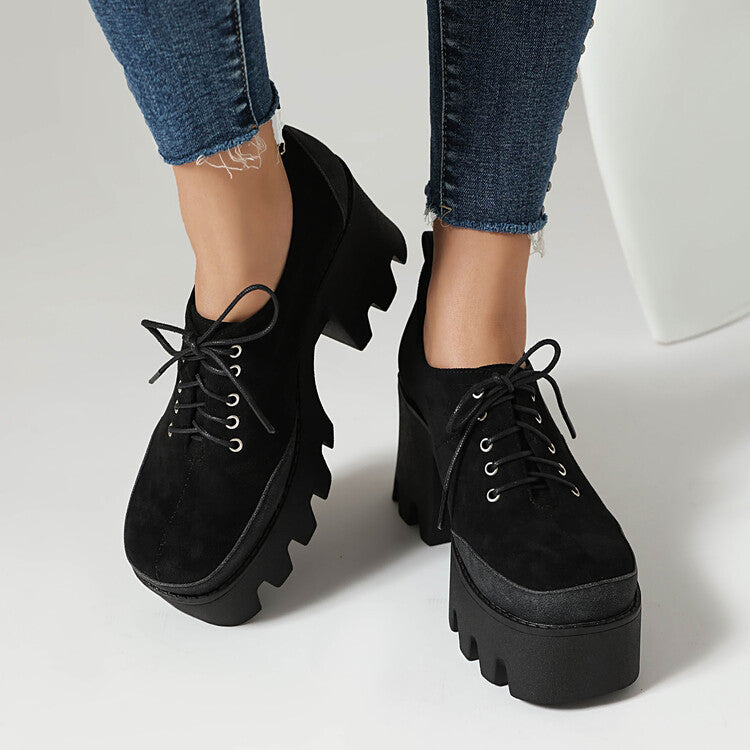 Chic Orthopedic Shoes with Unique Design
