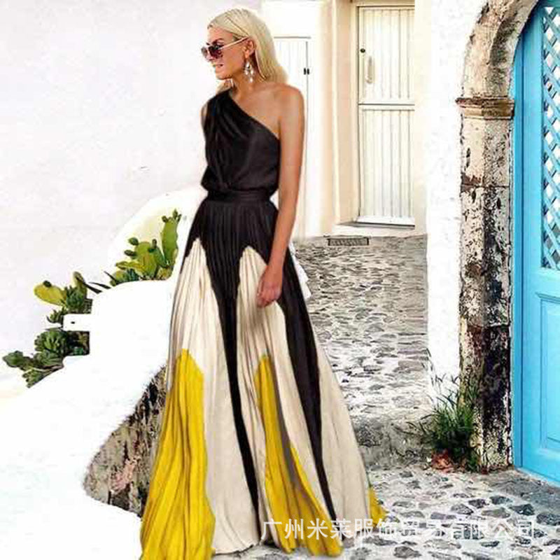 Timeless Vintage Style Garment
