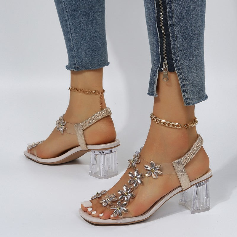 Graceful Orthopedic Sandals for Modern Look