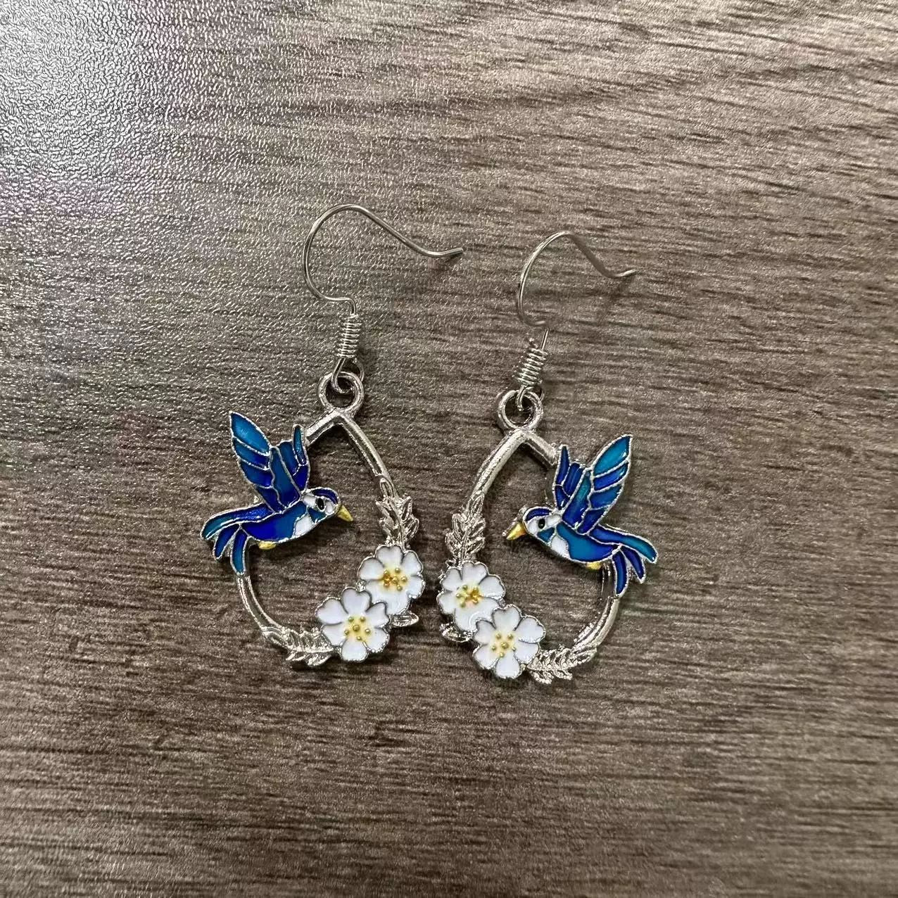 Vintage Handmade Earring