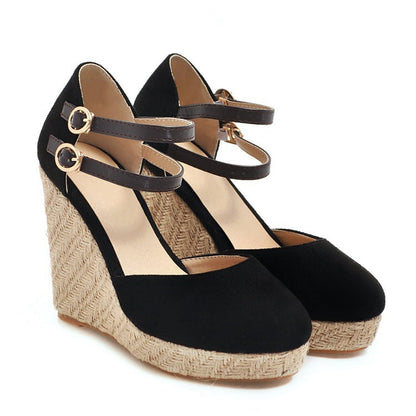 Graceful Orthopedic Sandals for Modern Look