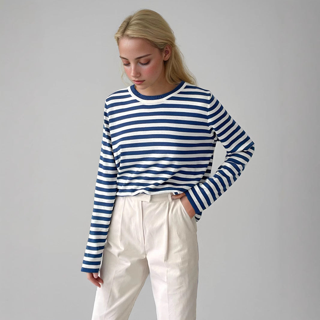 Elegantly Designed Pullover