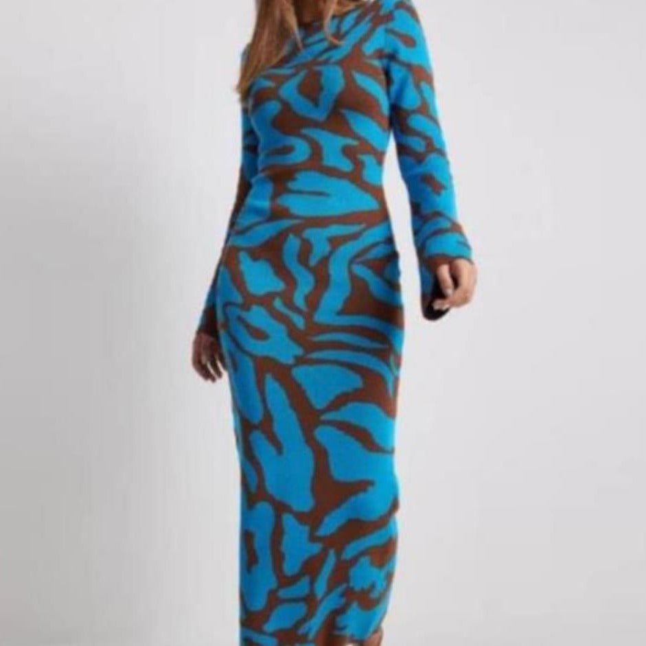 Gracefully Designed Garment