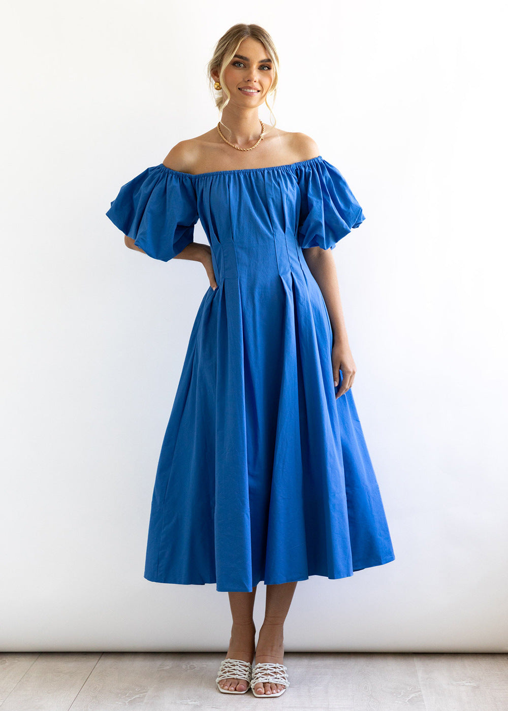 Blau