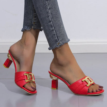Graceful Orthopedic Sandals for Modern Look