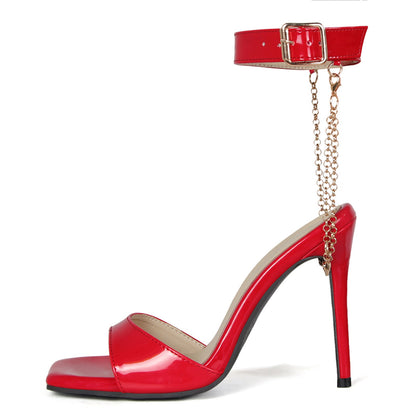 Graceful Orthopedic Sandals for Modern Look