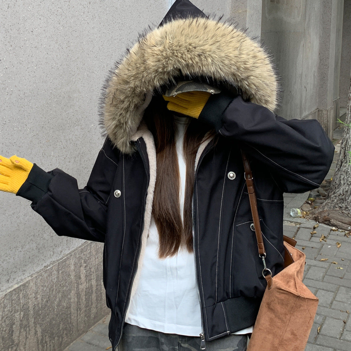 Schwarz