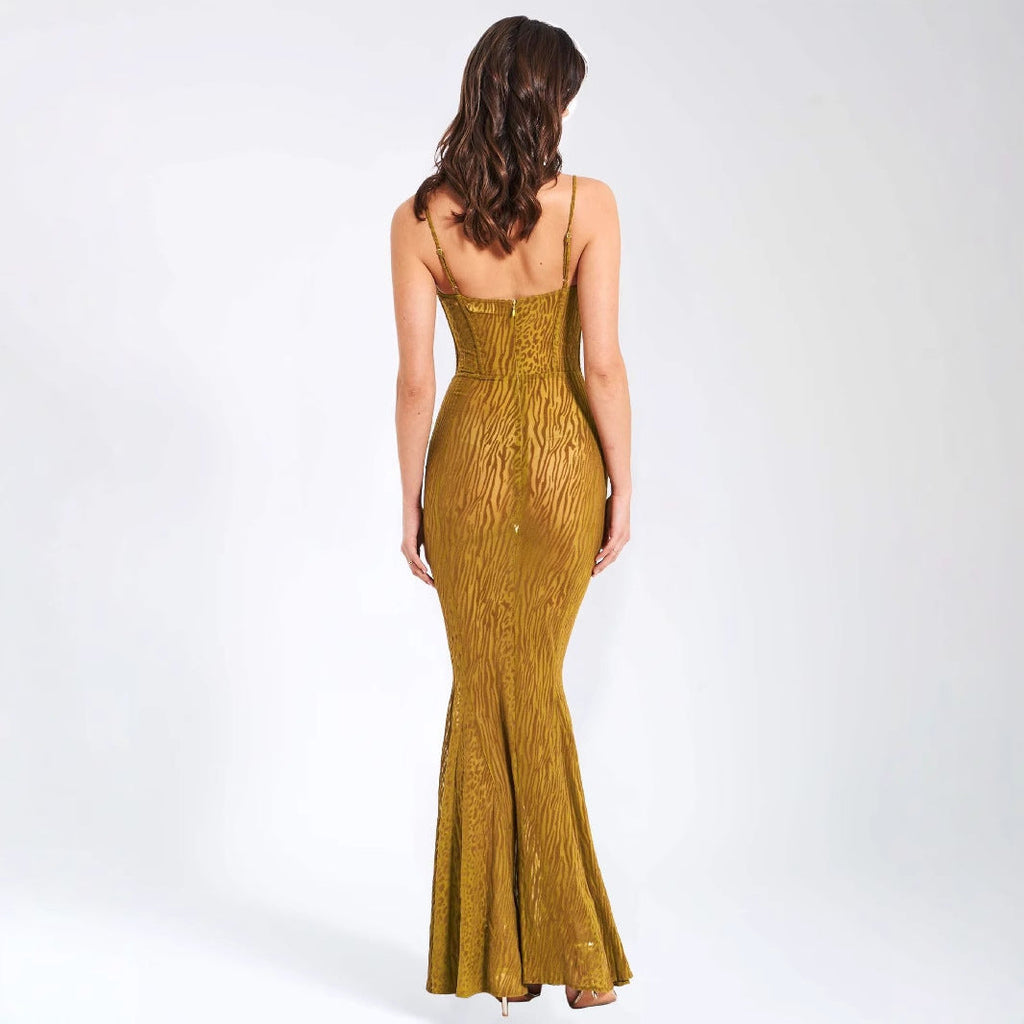 Timeless Vintage Style Garment