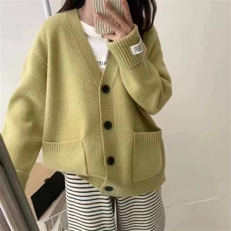 Elegantly Designed Cardigan