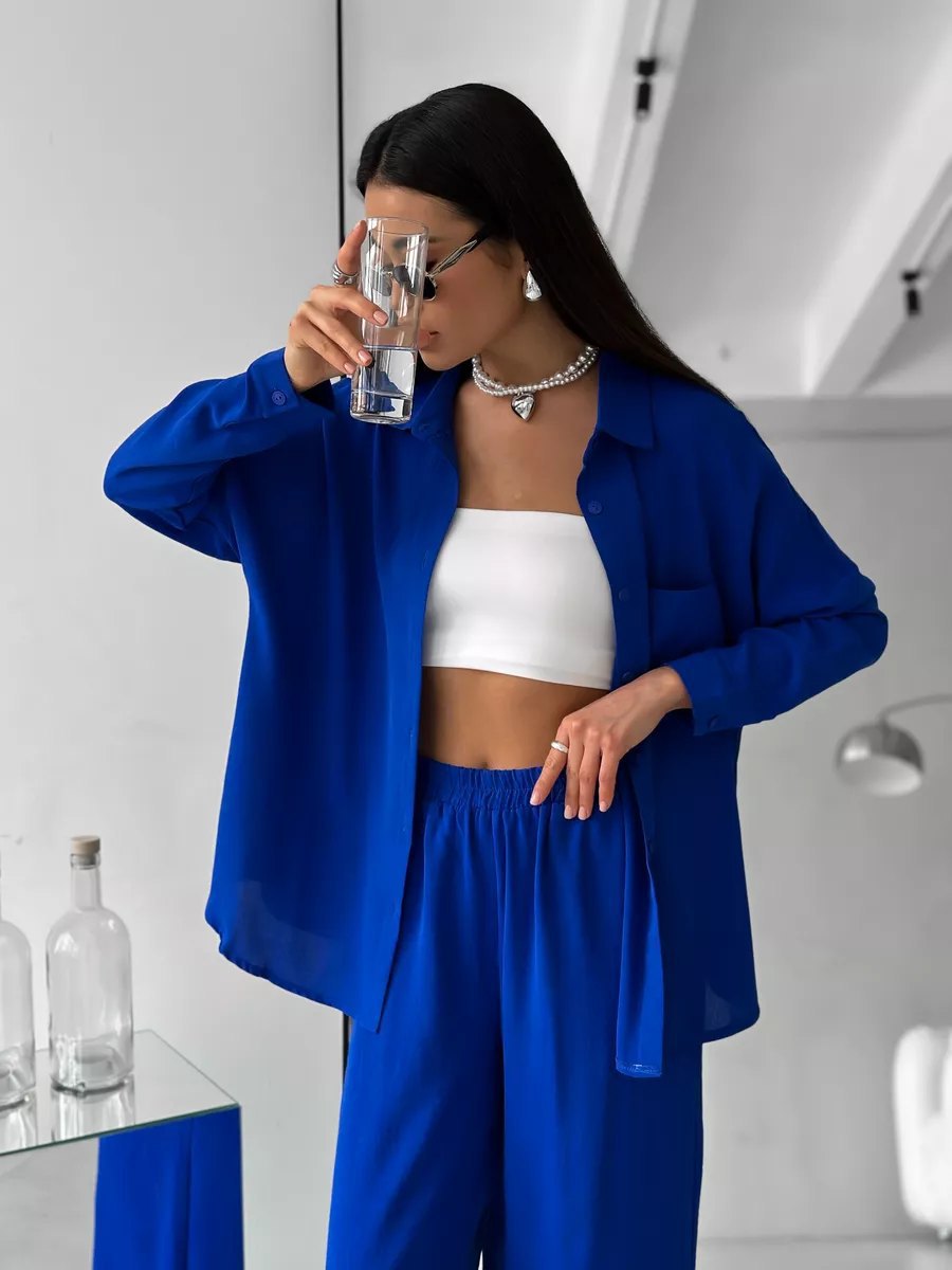Blau