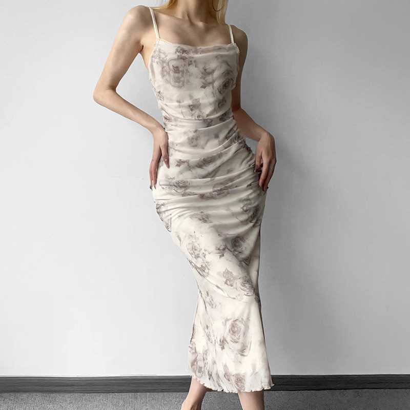 Timeless Vintage Style Garment