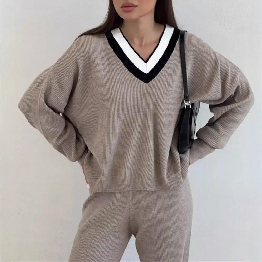 Timeless Vintage Style Pullover