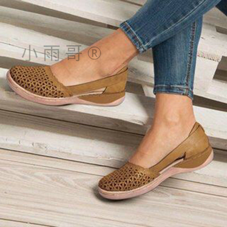 Graceful Orthopedic Sandals for Modern Look