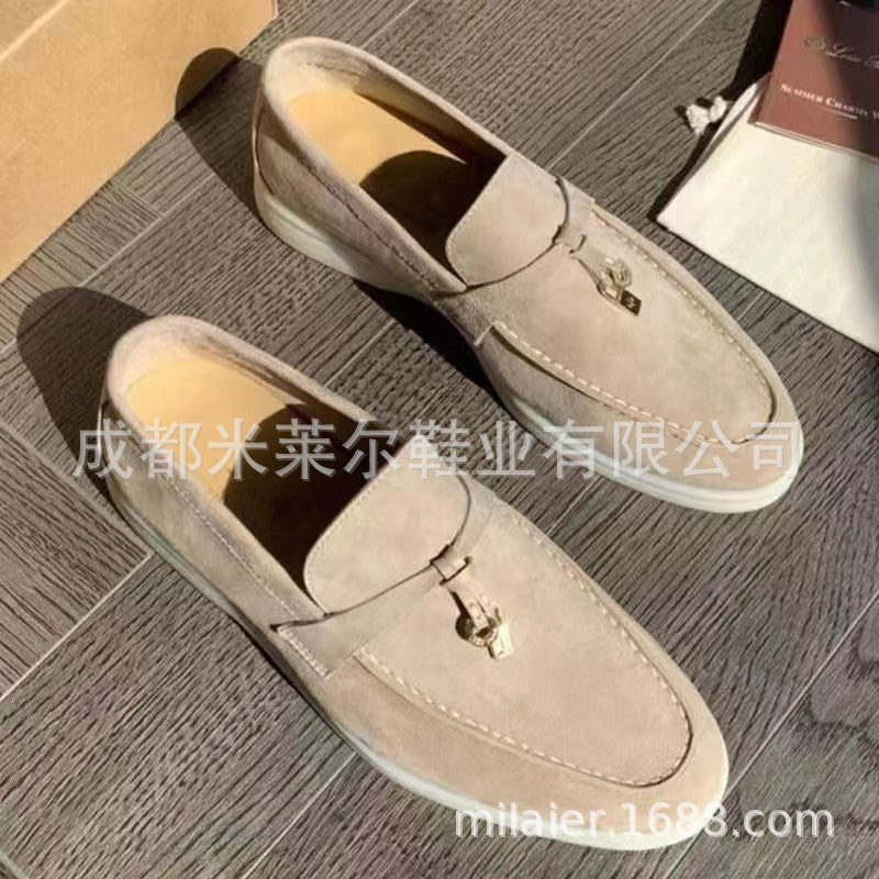 Chic Orthopedic Shoes with Unique Design