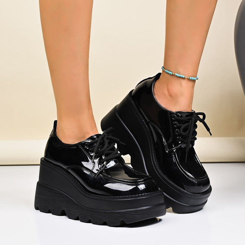 Graceful Orthopedic Boots for Modern Look