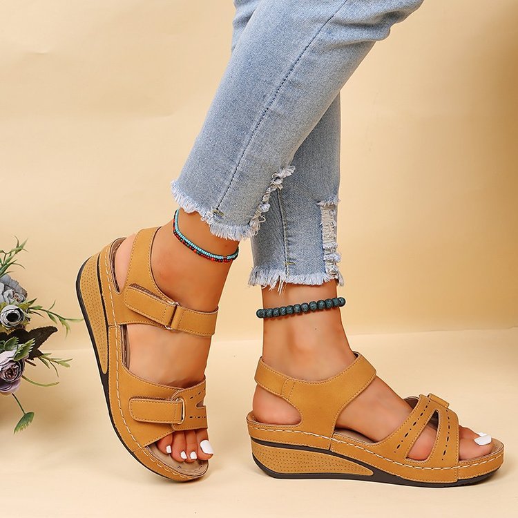 Chic Orthopedic Sandals with Unique Design