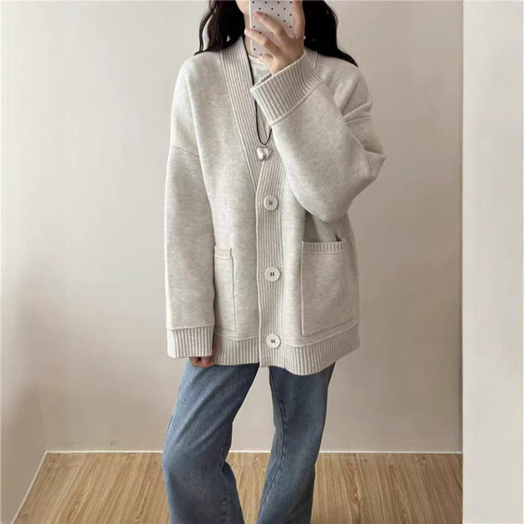Timeless Vintage Style Cardigan