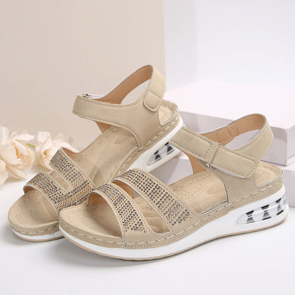 Chic Orthopedic Sandals with Unique Design