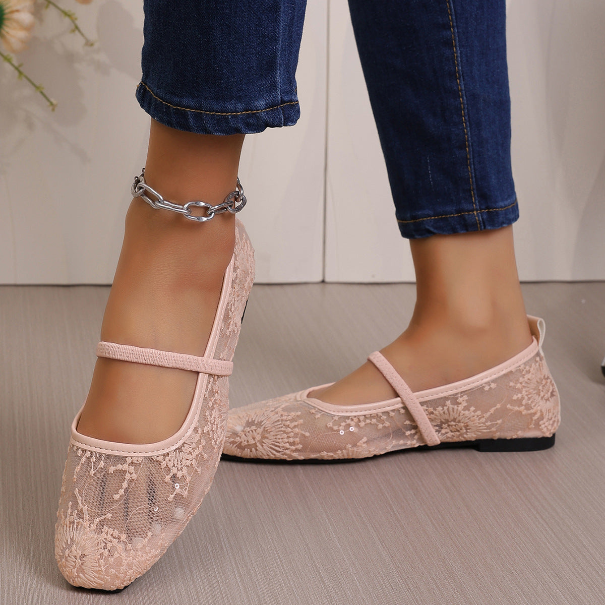 Chic Orthopedic Shoes with Unique Design