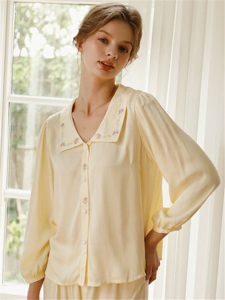 Timeless Vintage Style Garment