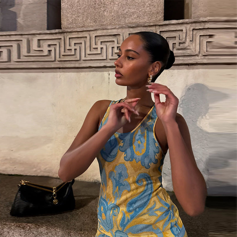 Timeless Vintage Style Garment