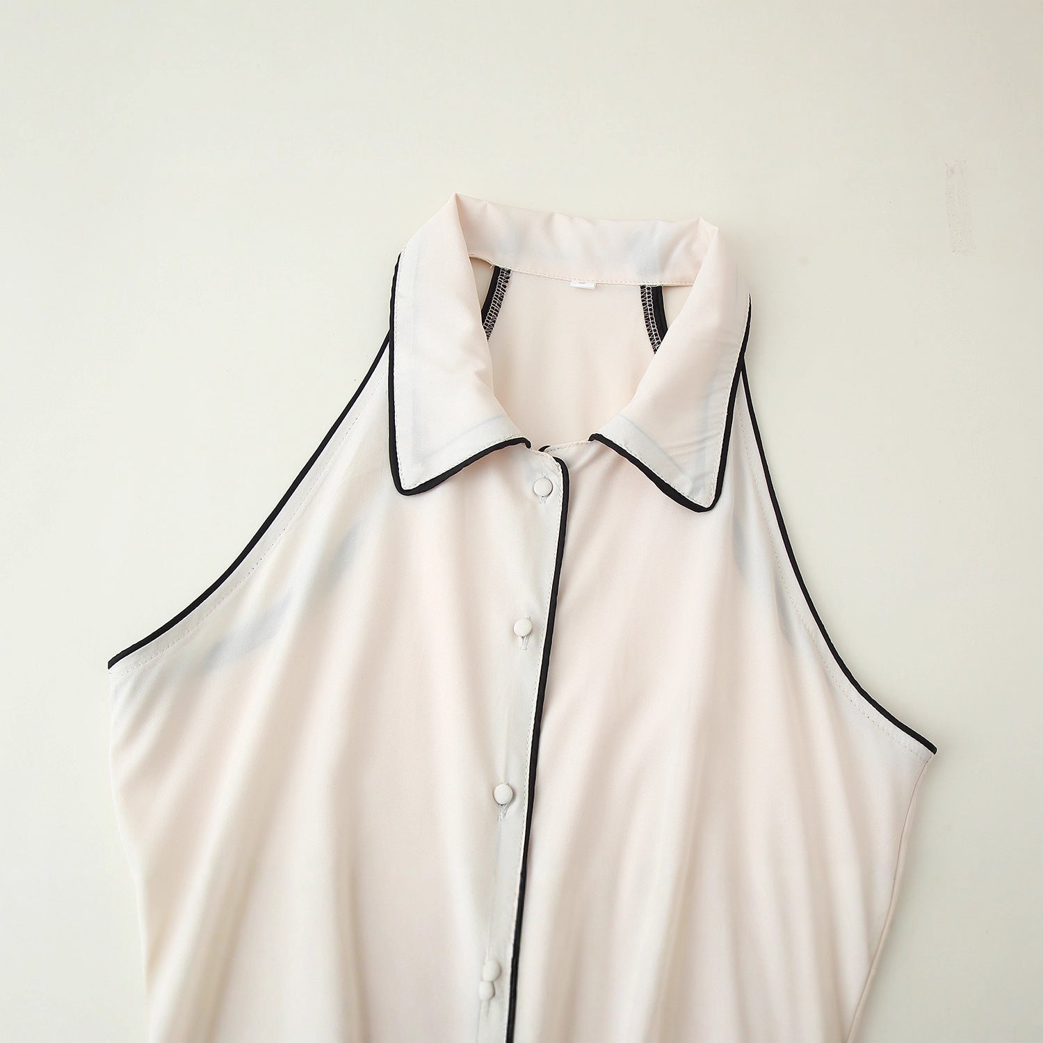 Elegantly Designed Garment