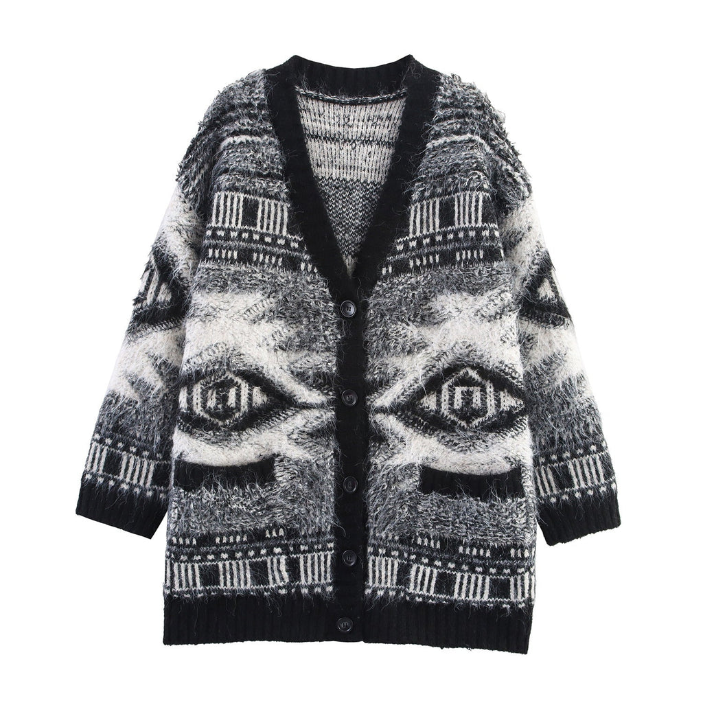 Elegantly Designed Cardigan