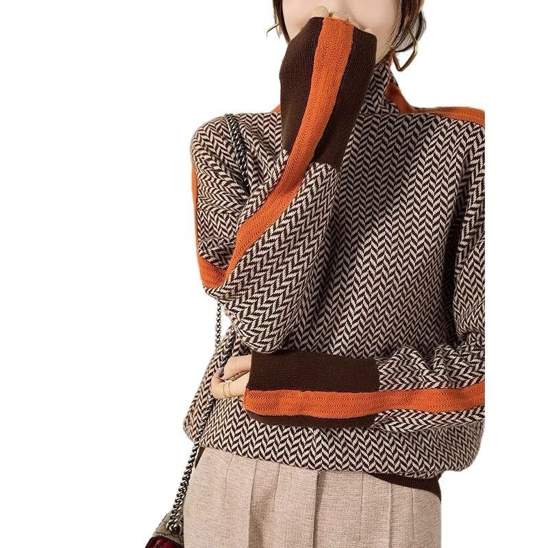 Elegantly Designed Pullover