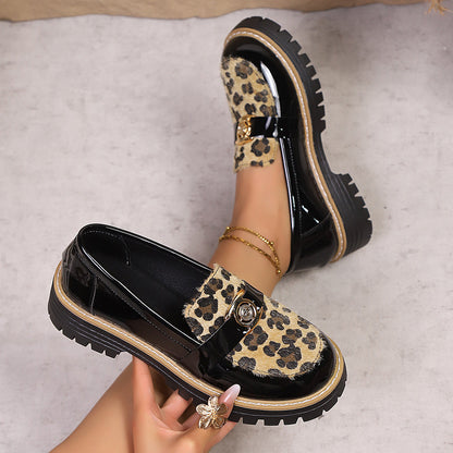 Chic Orthopedic Shoes with Unique Design