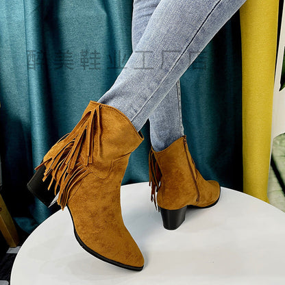Chic Orthopedic Boots with Unique Design