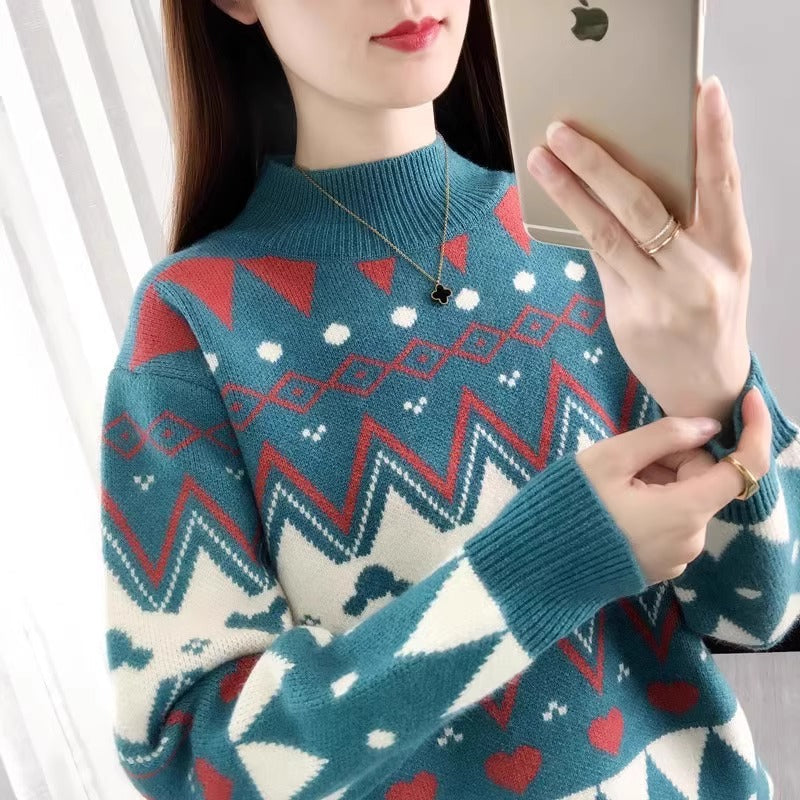 Elegantly Designed Pullover