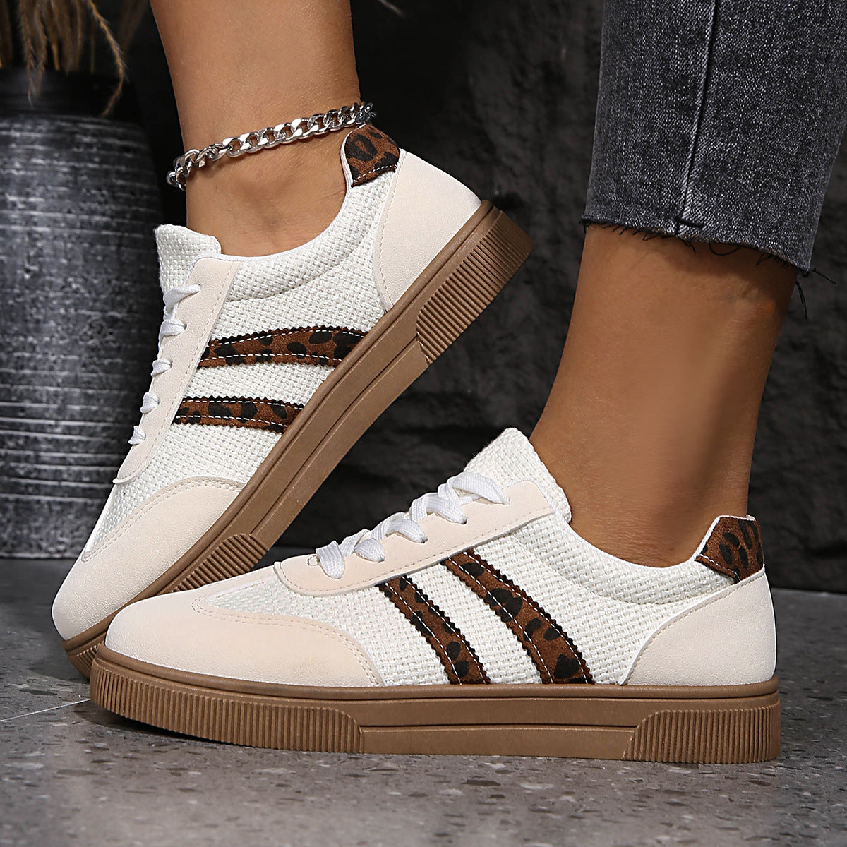 Chic Orthopedic Shoes with Unique Design