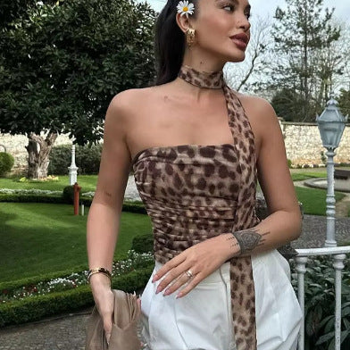 Timeless Vintage Style Garment