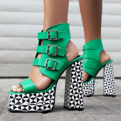 Graceful Orthopedic Sandals for Modern Look