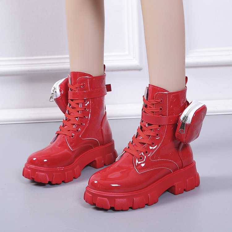 Graceful Orthopedic Boots for Modern Look