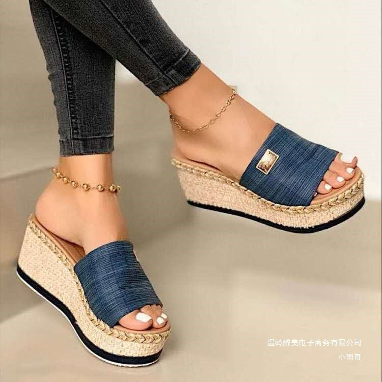 Beautifully Crafted Orthopedic Sandals